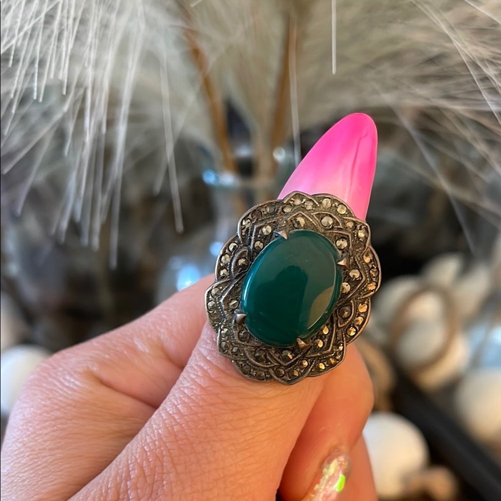 Elegant Green Stone Silver Ring